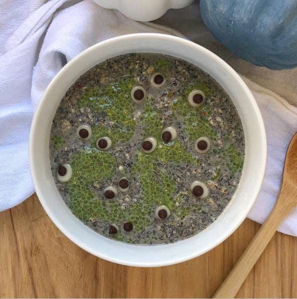 Spooktacular Halloween Treats with the Magic of Chia! 🔮✨